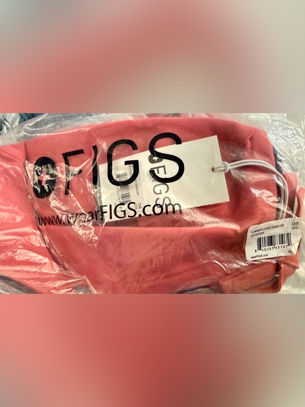 Scrub Cap NWT FIGS Modern Classic Quartz Pink 
O/S